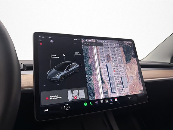 Tesla Model 3 19 of 30
