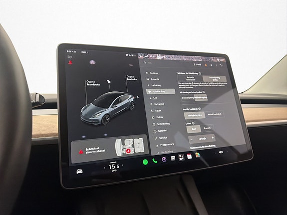 Tesla Model 3 22 of 30