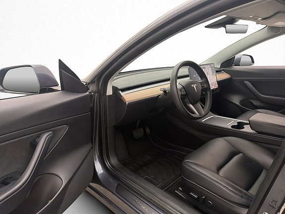 Tesla Model 3 10 of 30