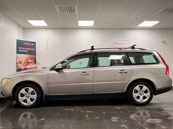 Volvo V70 6 of 24