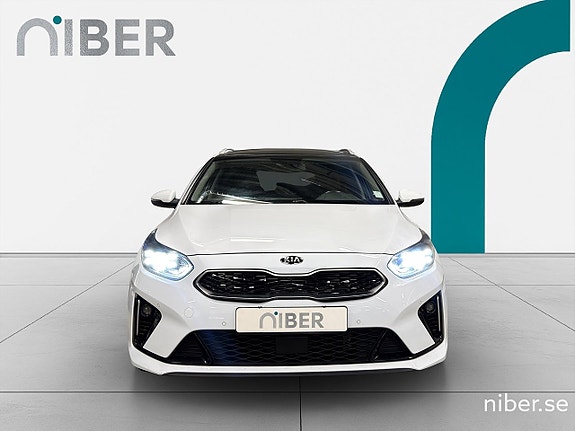 Kia Ceed 2 of 25