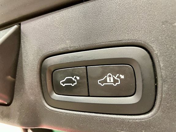Volvo V90 24 of 25