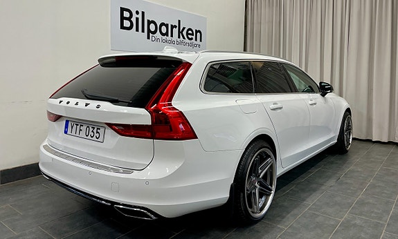 Volvo V90 5 of 25