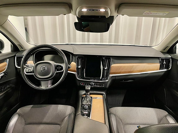 Volvo V90 21 of 25