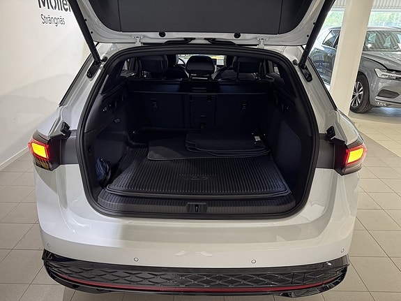 Volkswagen ID.7 5 of 23