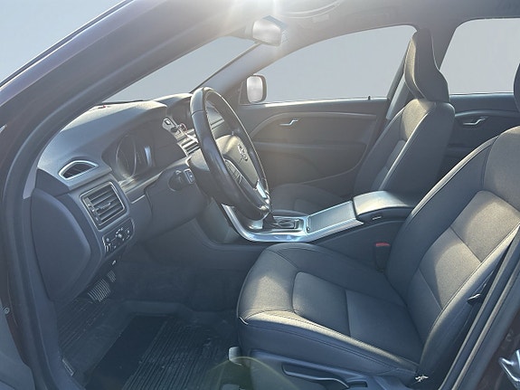 Volvo XC70 7 of 19