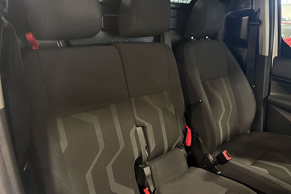 Ford Transit Connect 10 of 16