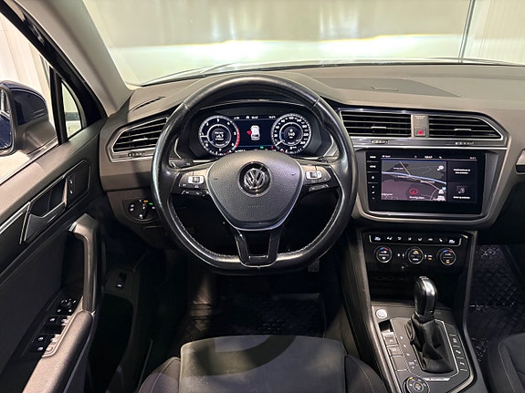 Volkswagen Tiguan 9 of 25