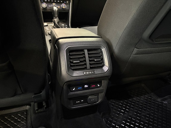 Volkswagen Tiguan 23 of 25