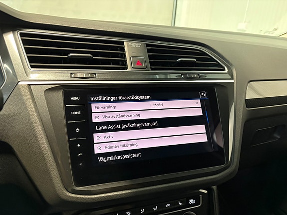 Volkswagen Tiguan 20 of 25