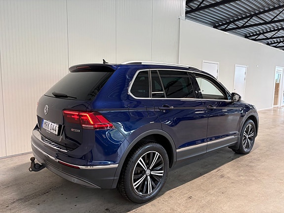Volkswagen Tiguan 3 of 25