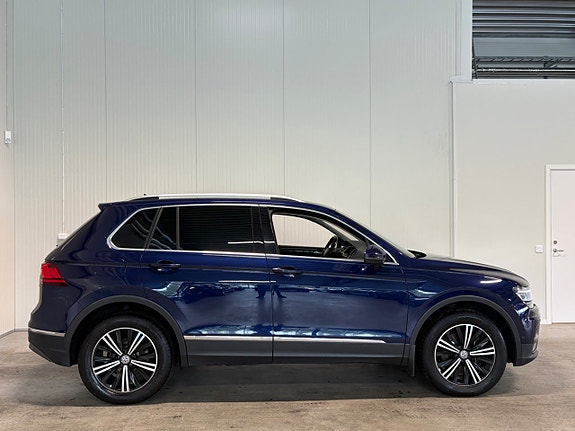 Volkswagen Tiguan 2 of 25