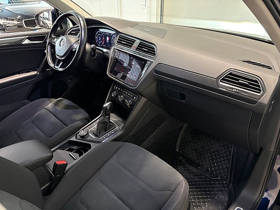 Volkswagen Tiguan 11 of 25