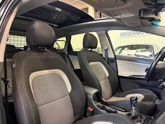 Kia Ceed 14 of 17