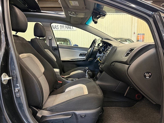 Kia Ceed 13 of 17