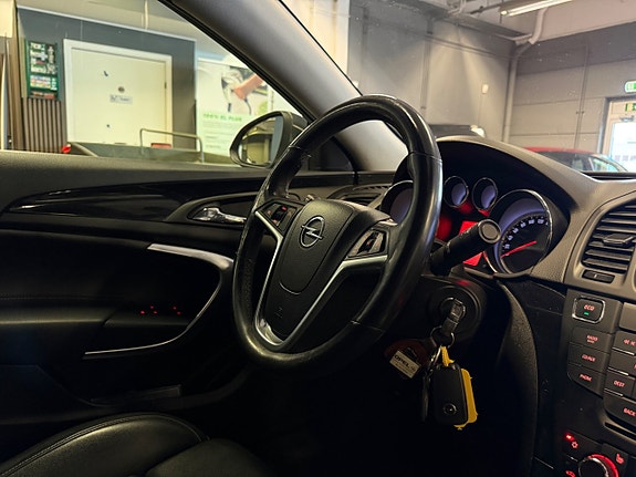 Opel Insignia 23 of 24