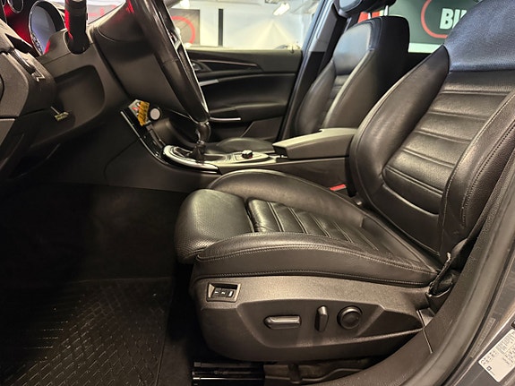 Opel Insignia 13 of 24