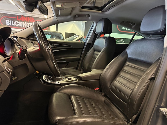 Opel Insignia 17 of 24