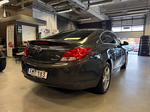 Opel Insignia 8 of 24