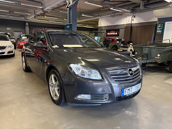 Opel Insignia 5 of 24