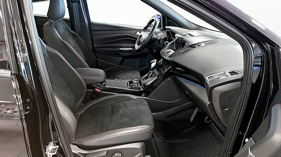 Ford Kuga 3 of 9