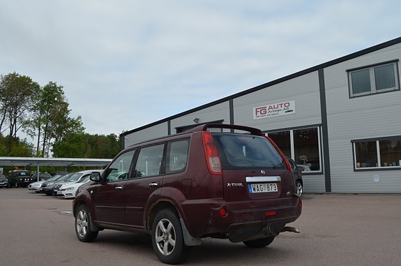 Nissan X-Trail 5 of 15
