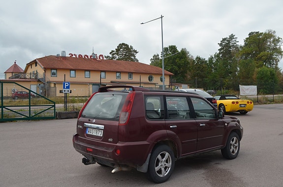 Nissan X-Trail 9 of 15