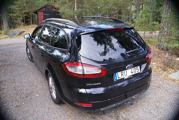 Ford Mondeo 2 of 7