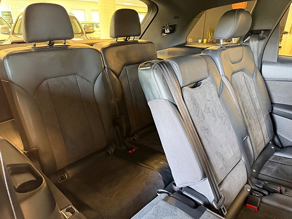 Audi Q7 23 of 30