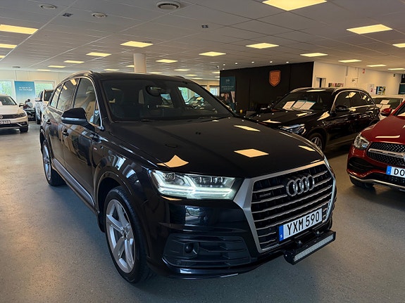 Audi Q7 3 of 30
