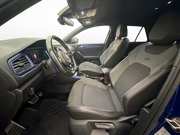 Volkswagen T-Roc 12 of 30