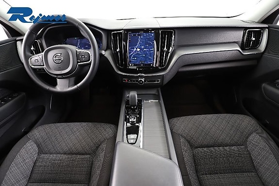 Volvo XC60 11 of 26