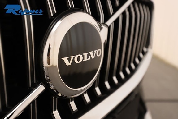 Volvo XC60 10 of 26
