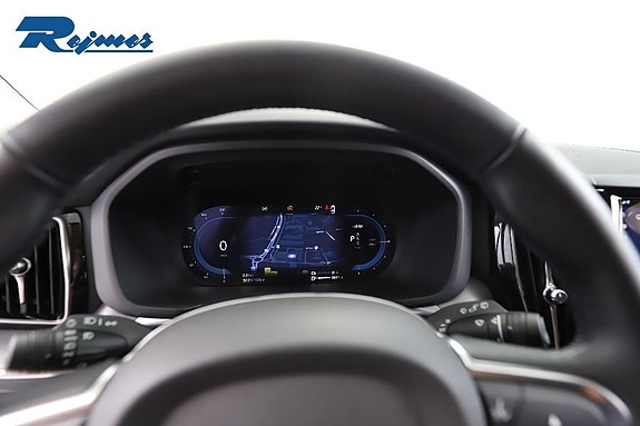 Volvo XC60 15 of 26