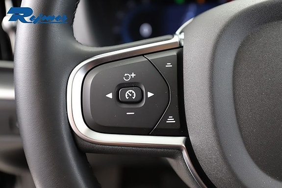 Volvo XC60 17 of 26