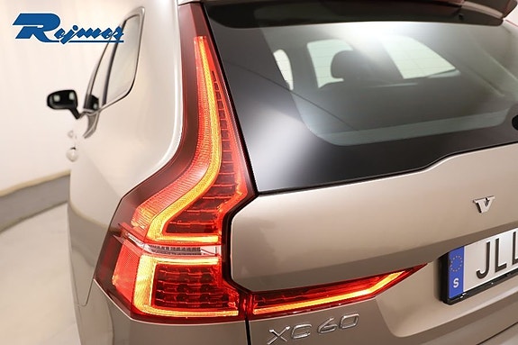 Volvo XC60 10 of 25