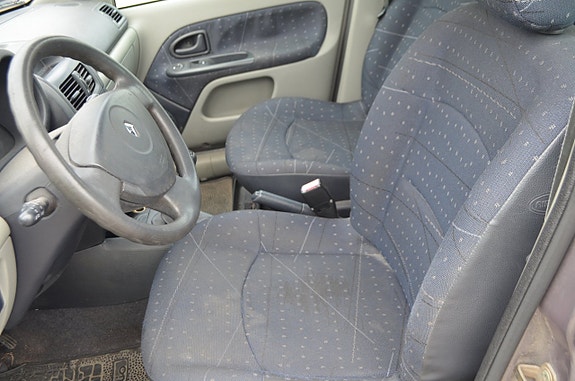 Renault Clio 10 of 13