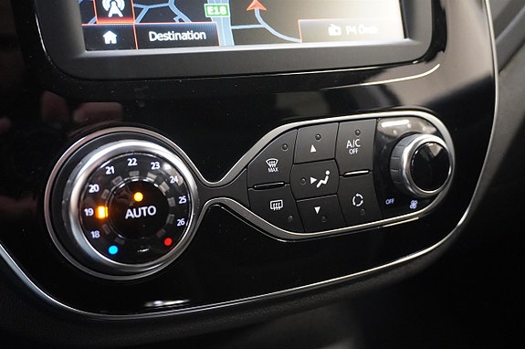 Renault Captur 13 of 15