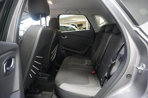 Renault Captur 6 of 15