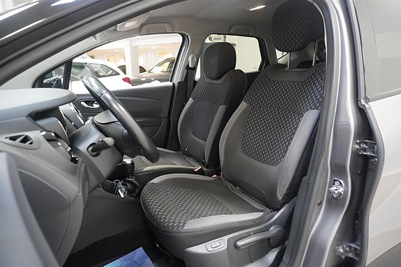 Renault Captur 5 of 15