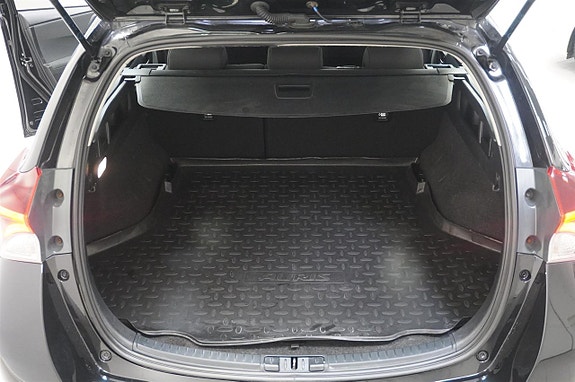 Toyota Auris 15 of 15