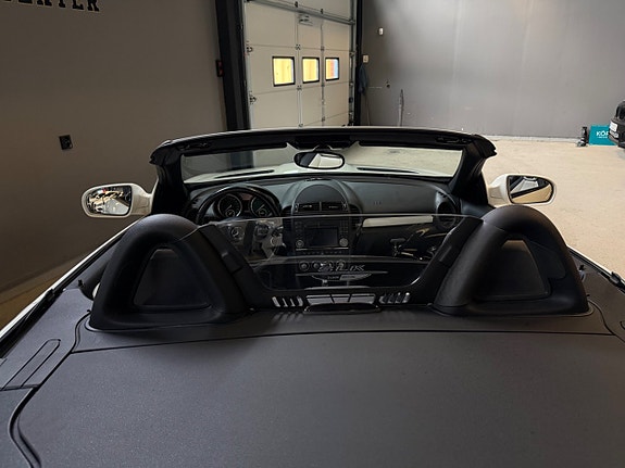 Mercedes-Benz SLK350 7 of 20
