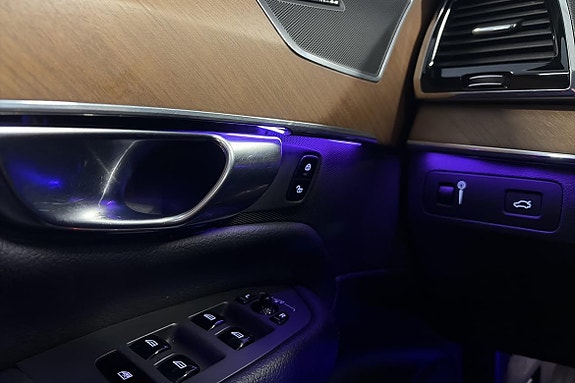 Volvo XC90 19 of 26