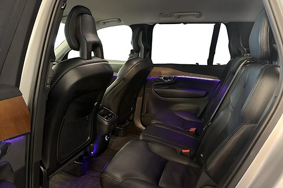 Volvo XC90 20 of 26
