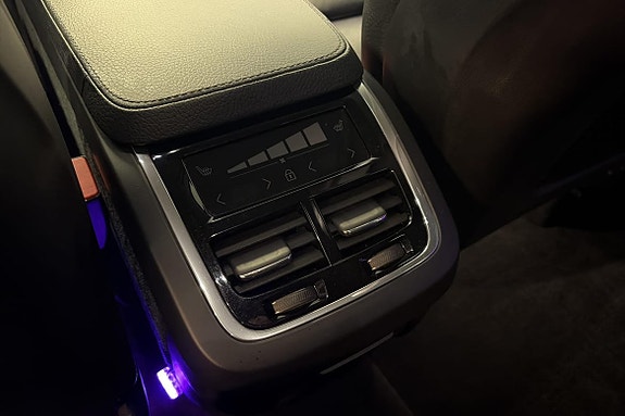 Volvo XC90 23 of 26