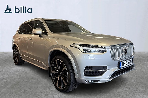 Volvo XC90 3 of 26