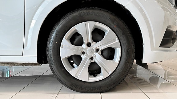 Dacia Sandero 7 of 20