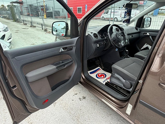 Volkswagen Caddy Maxi 20 of 27
