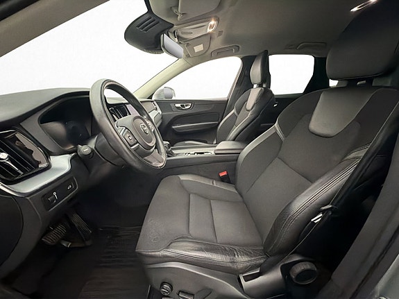 Volvo XC60 11 of 30