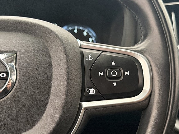 Volvo XC60 19 of 30